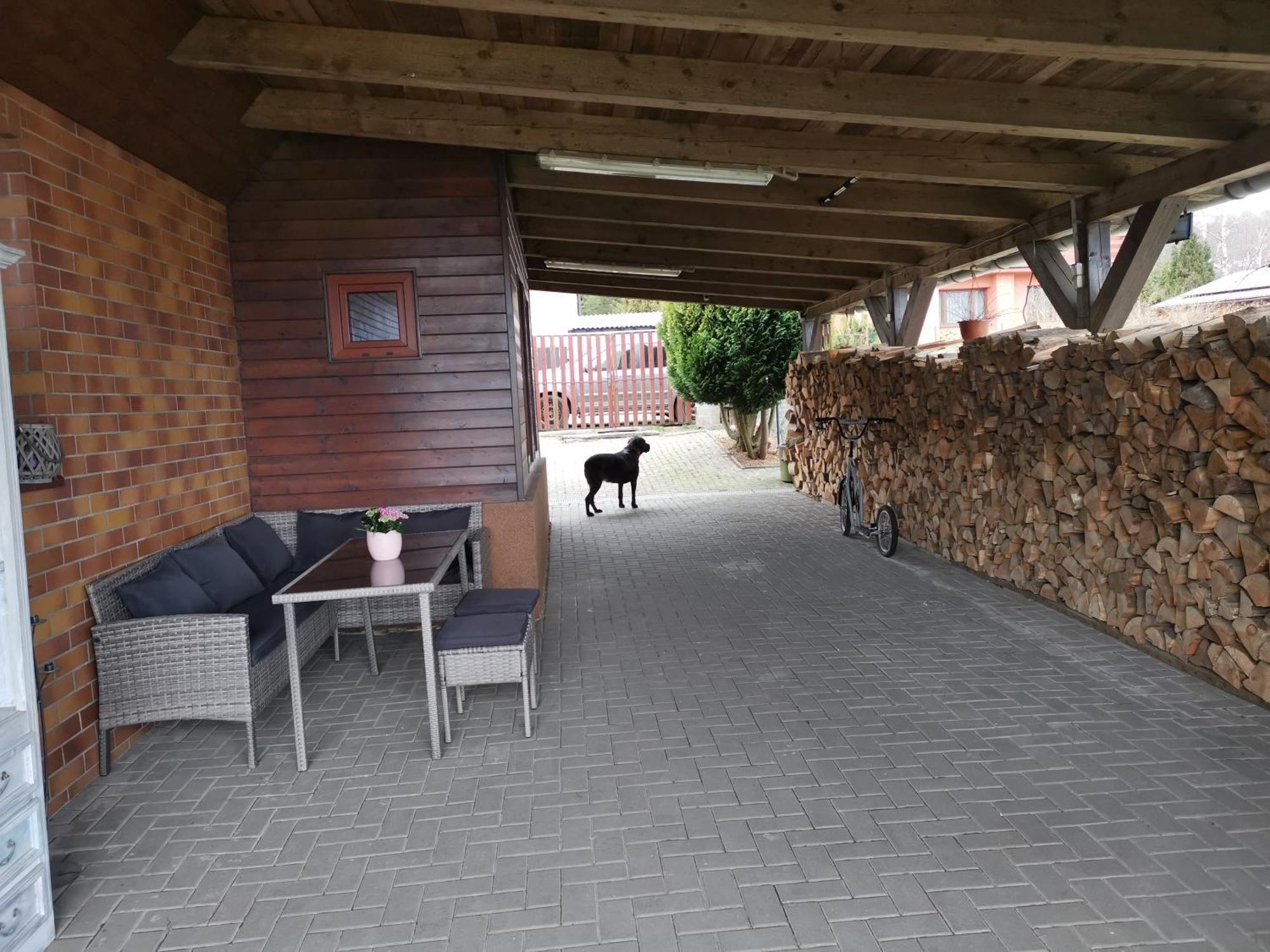 Apartman Jako U Babicky Tisá Zewnętrze zdjęcie